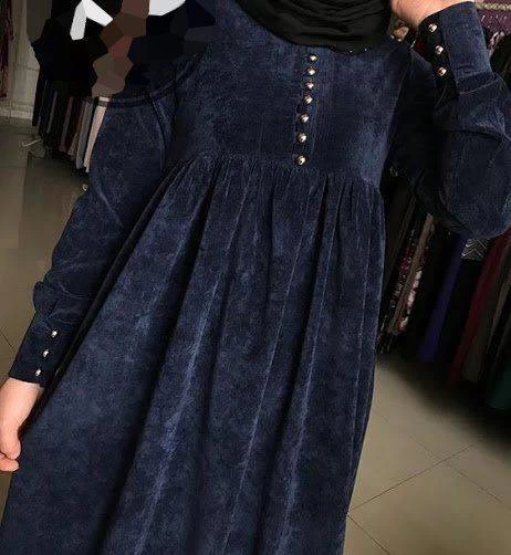 لباس با پارچه مخمل کبریتی