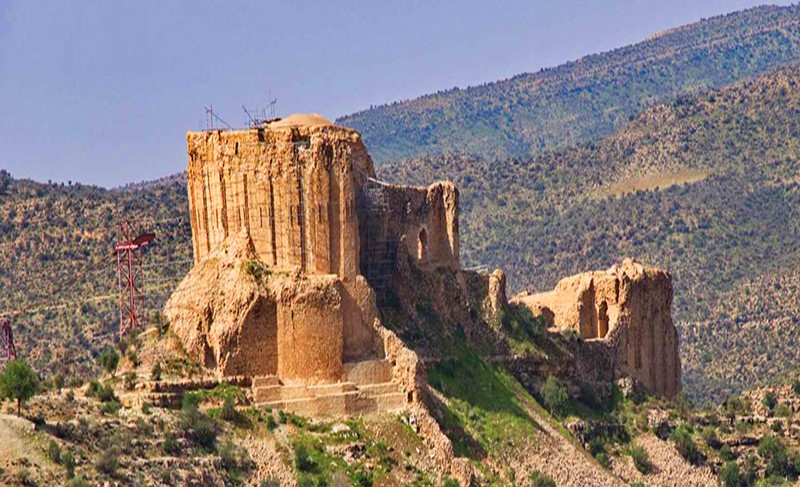 معروف ترین قلعه های ایران