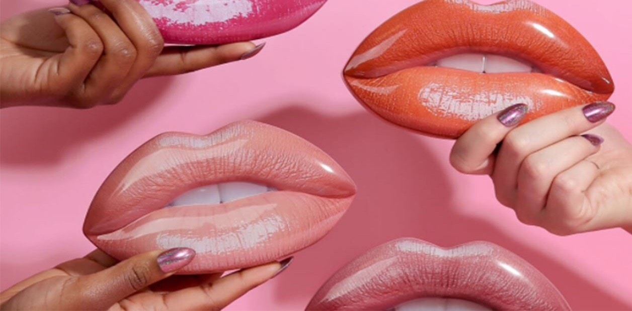 برجسته کردن لب