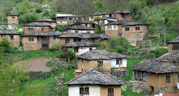 خانه های روستای کردان - دیدنی های کردان