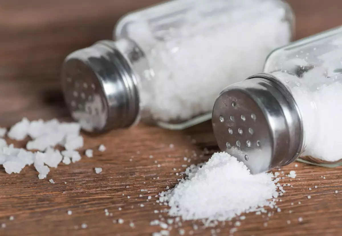 نمك دانه درشت - از بین بردن شوری غذا