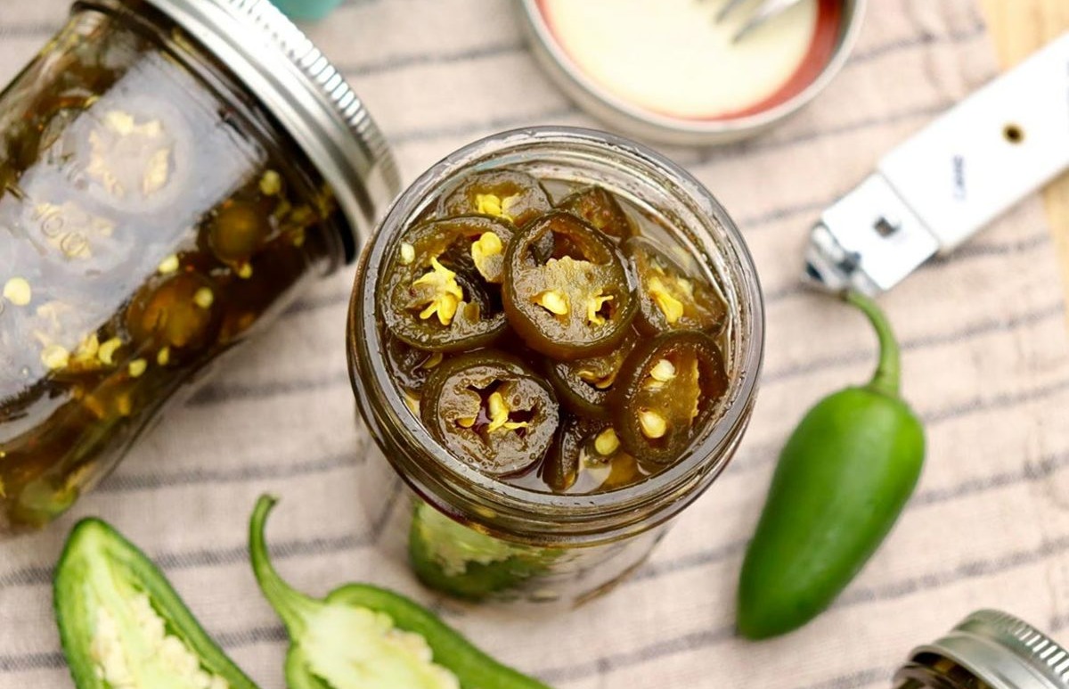 تهیه ترشی فلفل سبز