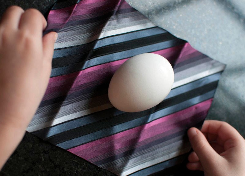 کراوات - رنگ کردن تخم مرغ هفت سین