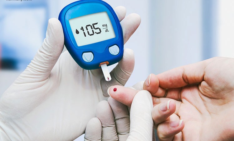 چک کردن قند خون - روزه گرفتن بیماران دیابتی