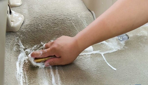 شامپو کردن - روش صحیح شامپو فرش کشیدن