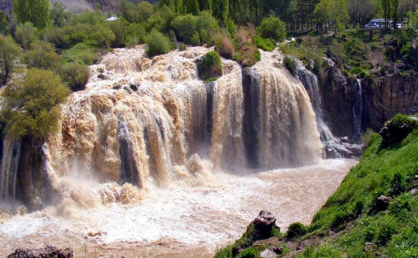 آبشار مرادیه - جاهای دیدنی ترکیه