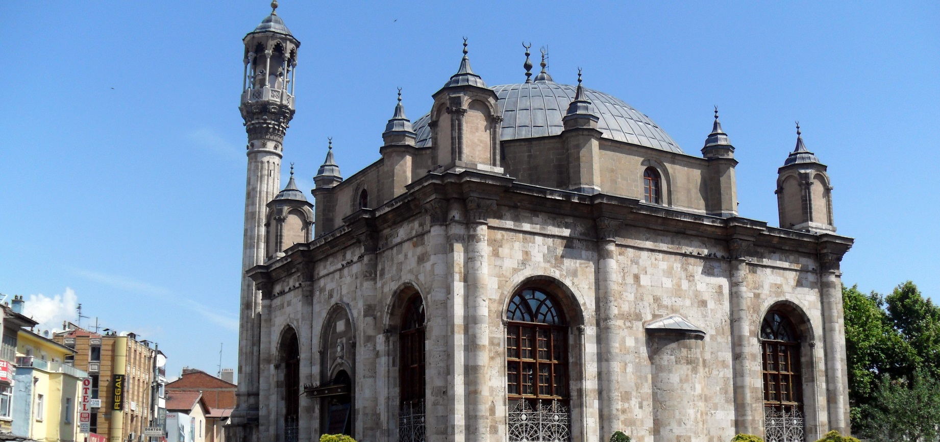 مسجد عزیزیه - جاهای دیدنی ترکیه