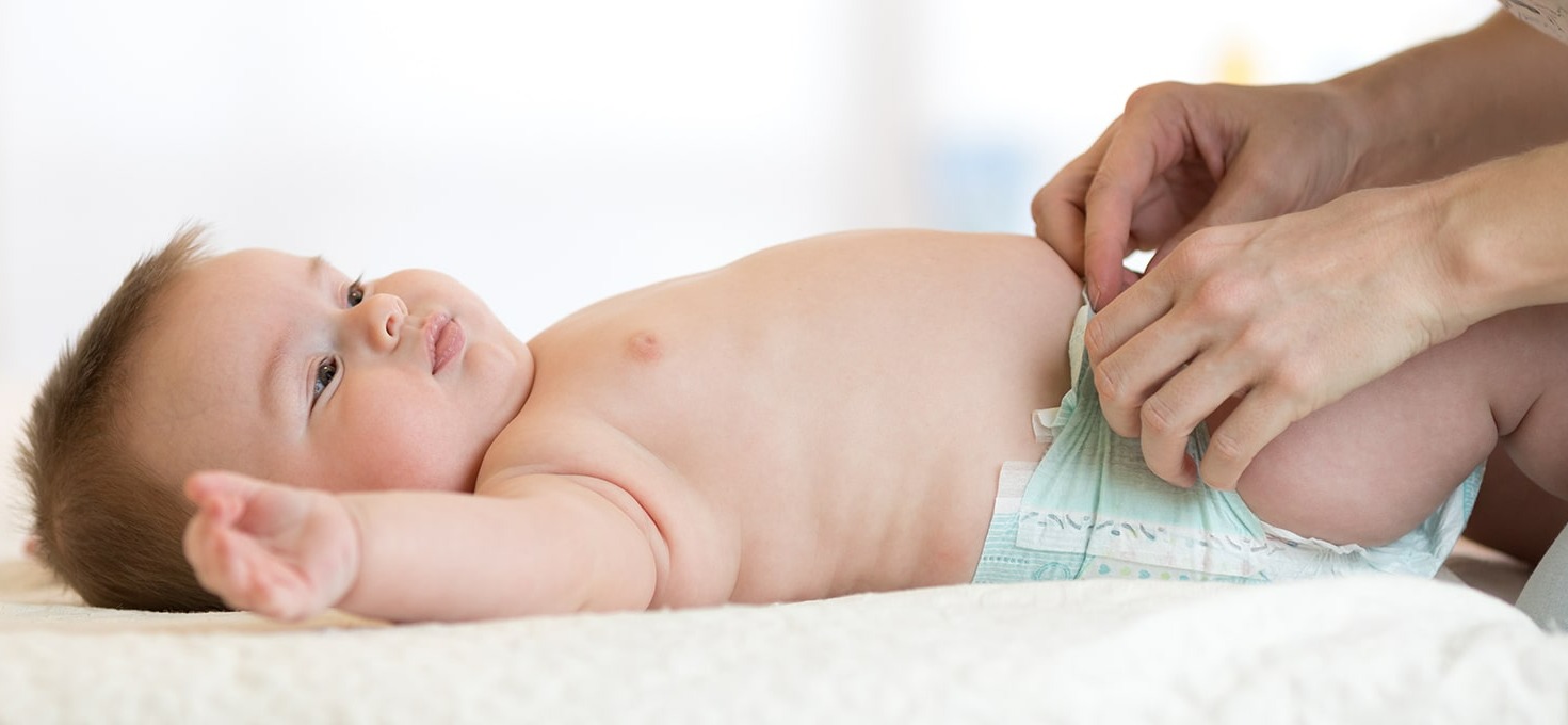 چسب پوشک - تعویض پوشک نوزاد