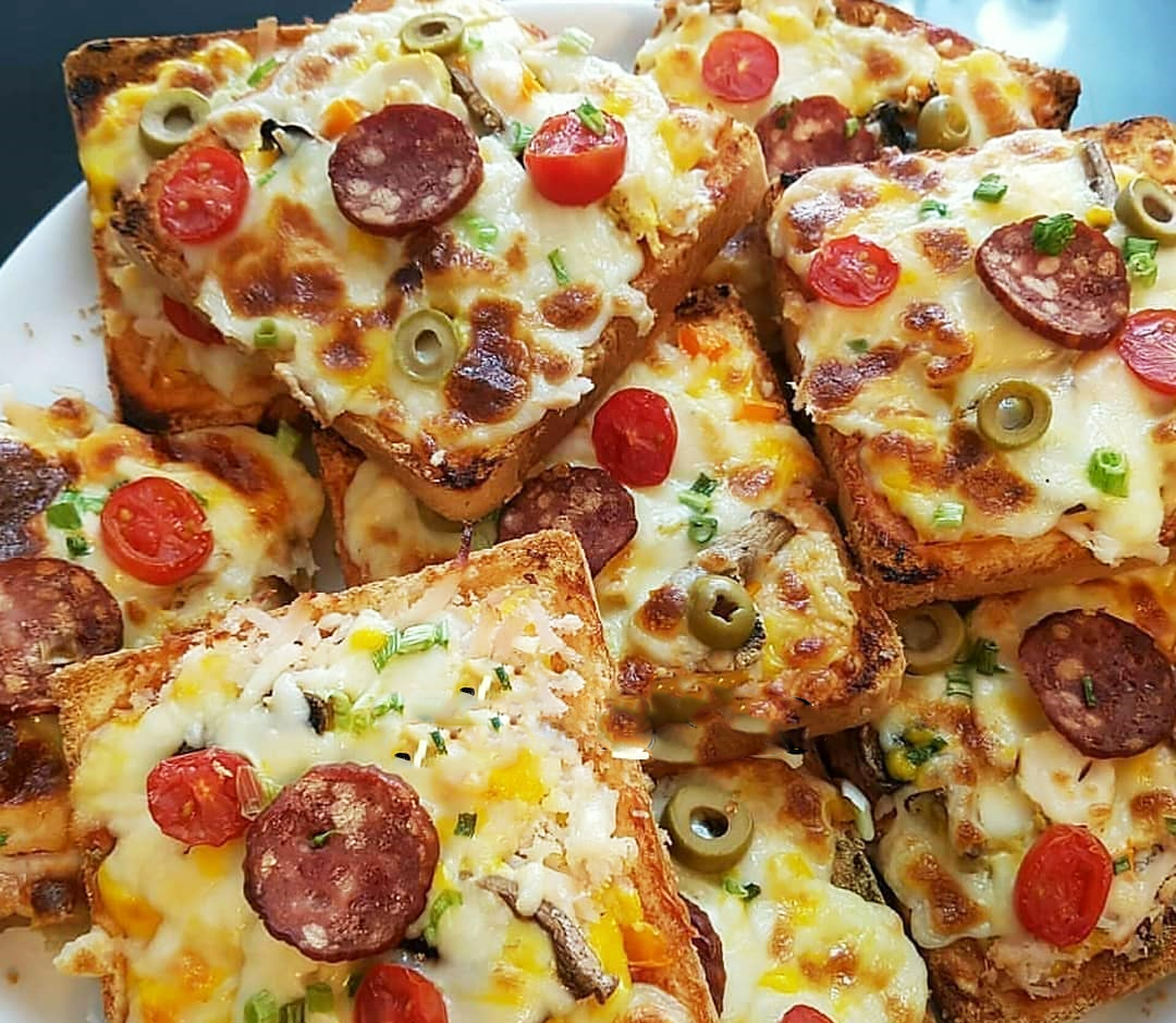 پیتزا فوری با نان تست - پیتزا 