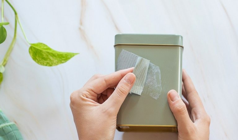 پاک کردن رد چسب - چسب نواری روی ظروف