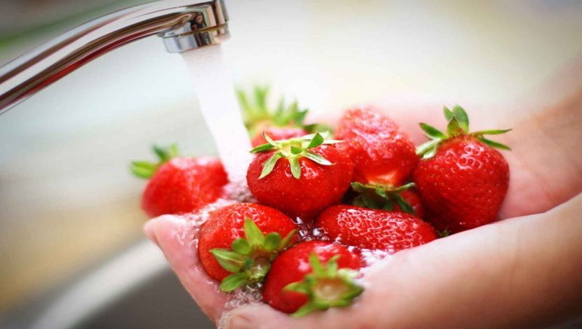 روش شستن توت فرنگی - شستشوی توت فرنگی