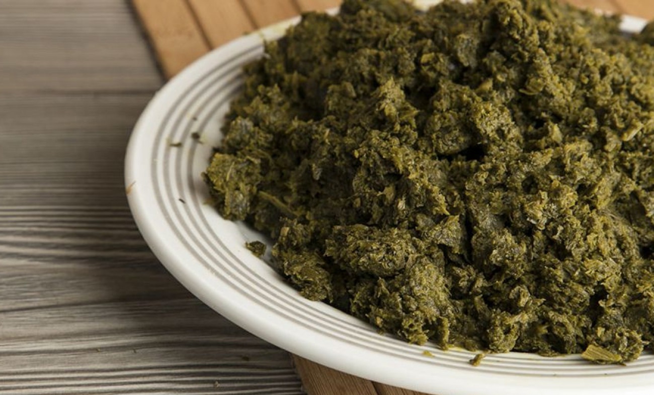 سرخ کردن سبزی قرمه سبزی