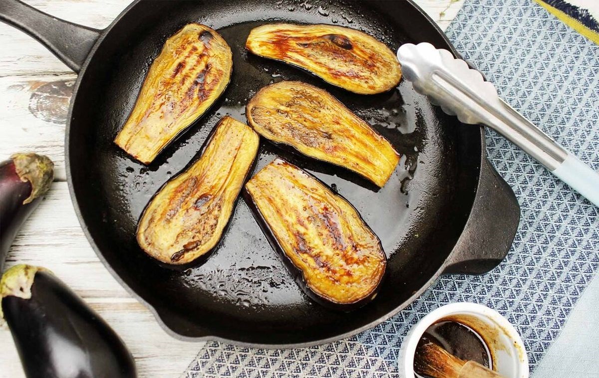 سرخ کردن بادمجان بدون روغن