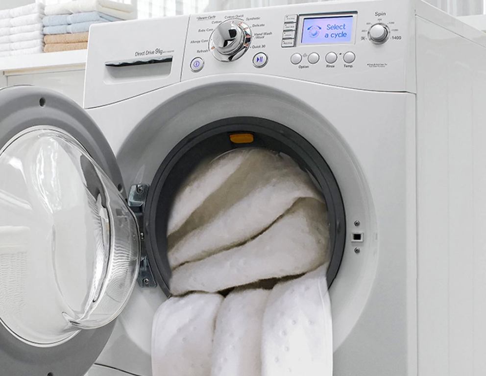 صاف کردن چروک پرده - شستن پرده حریر در لباسشویی