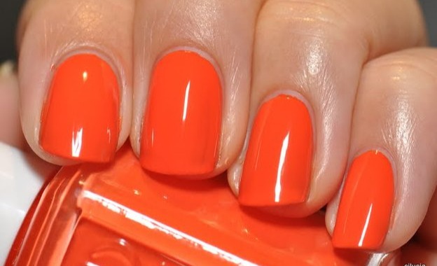 نارنجی - رنگ لاک تابستانی