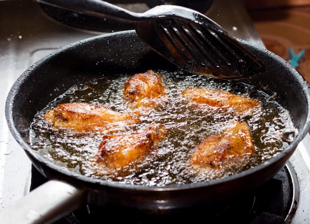 سرخ کردن مرغ - جلوگیری از پاشیدن روغن