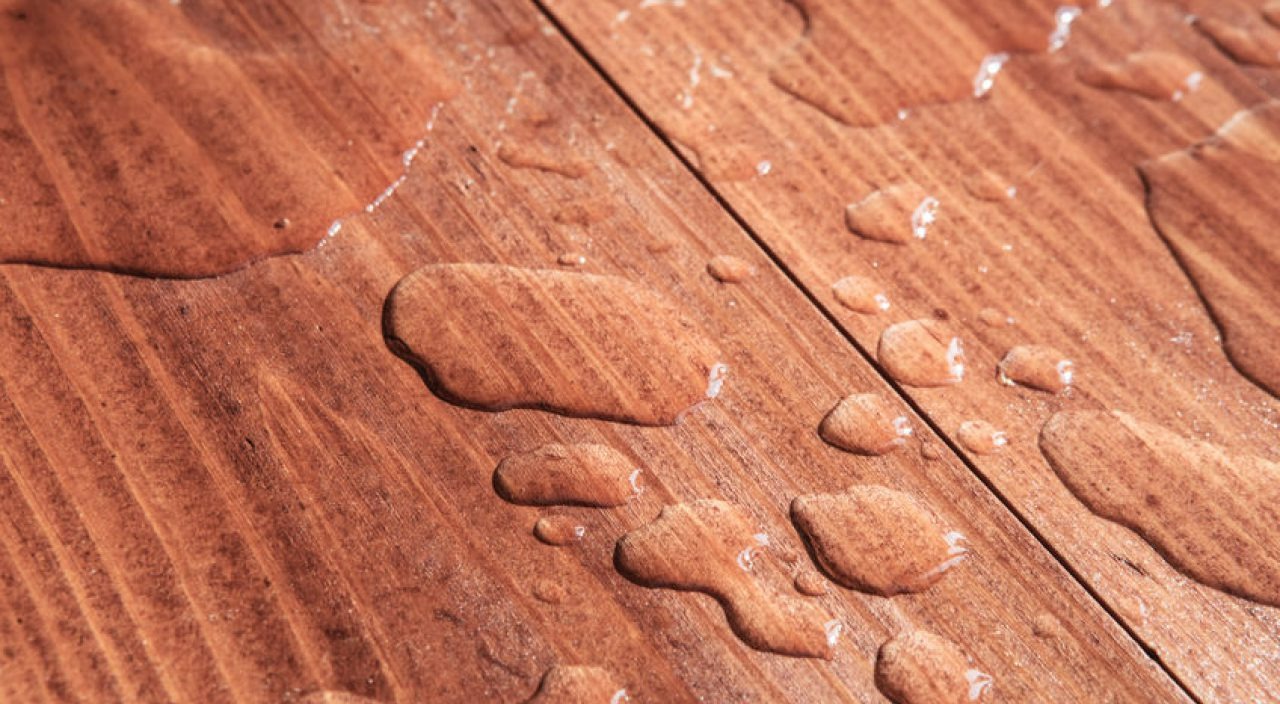 قطرات آب روی چوی - از بین بردن لکه آب روی چوب
