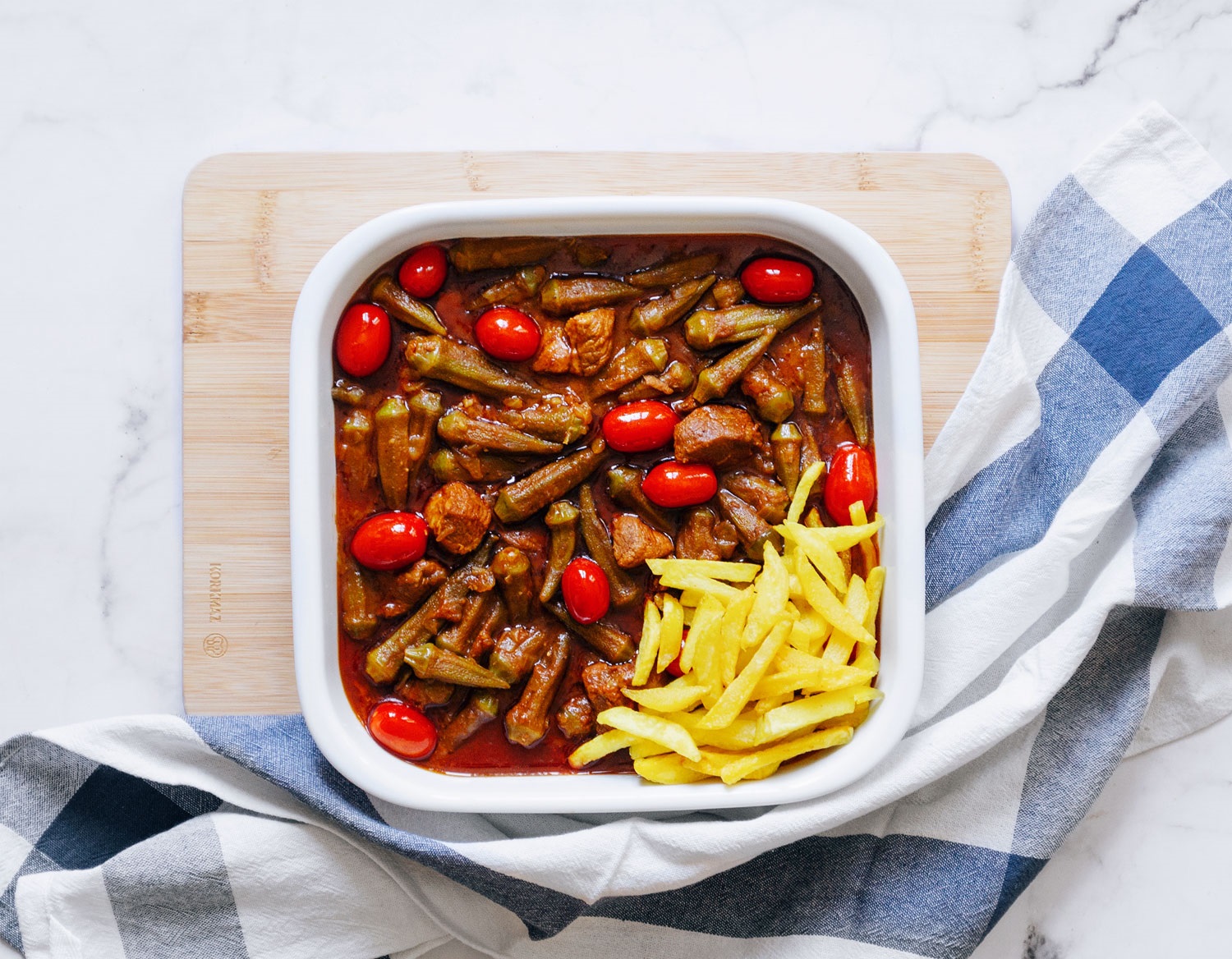 طرز تهیه خورشت بامیه