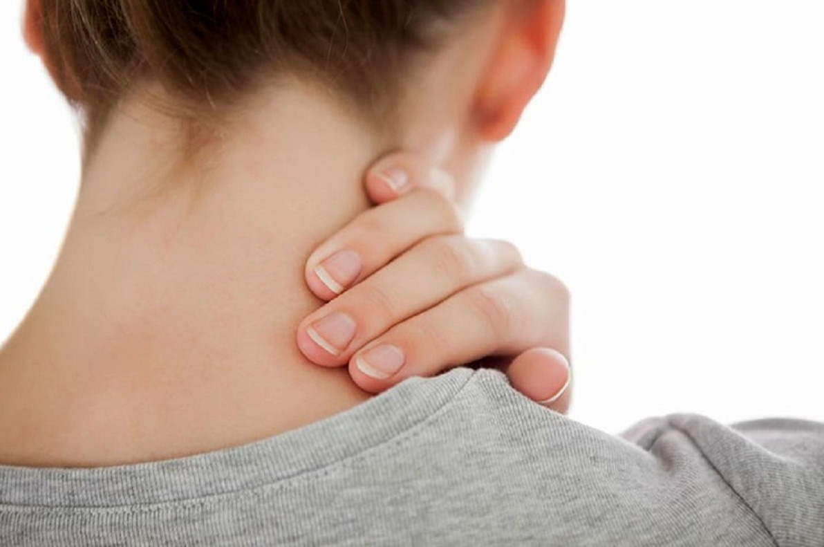 گرفتگی گردن - درمان رگ به رگ شدن