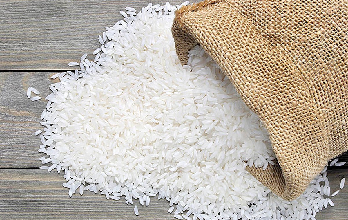 برنج در گوني حصيري - نگهداری از برنج تازه