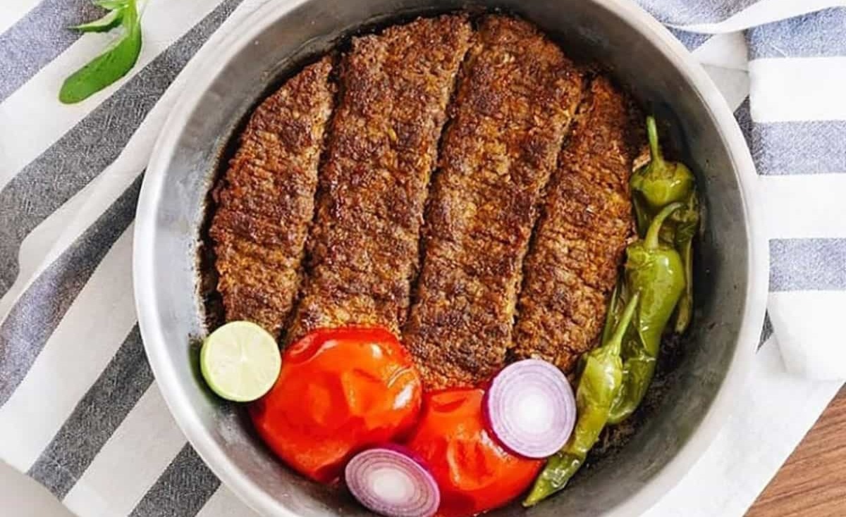 جمع شدن کباب تابه ای