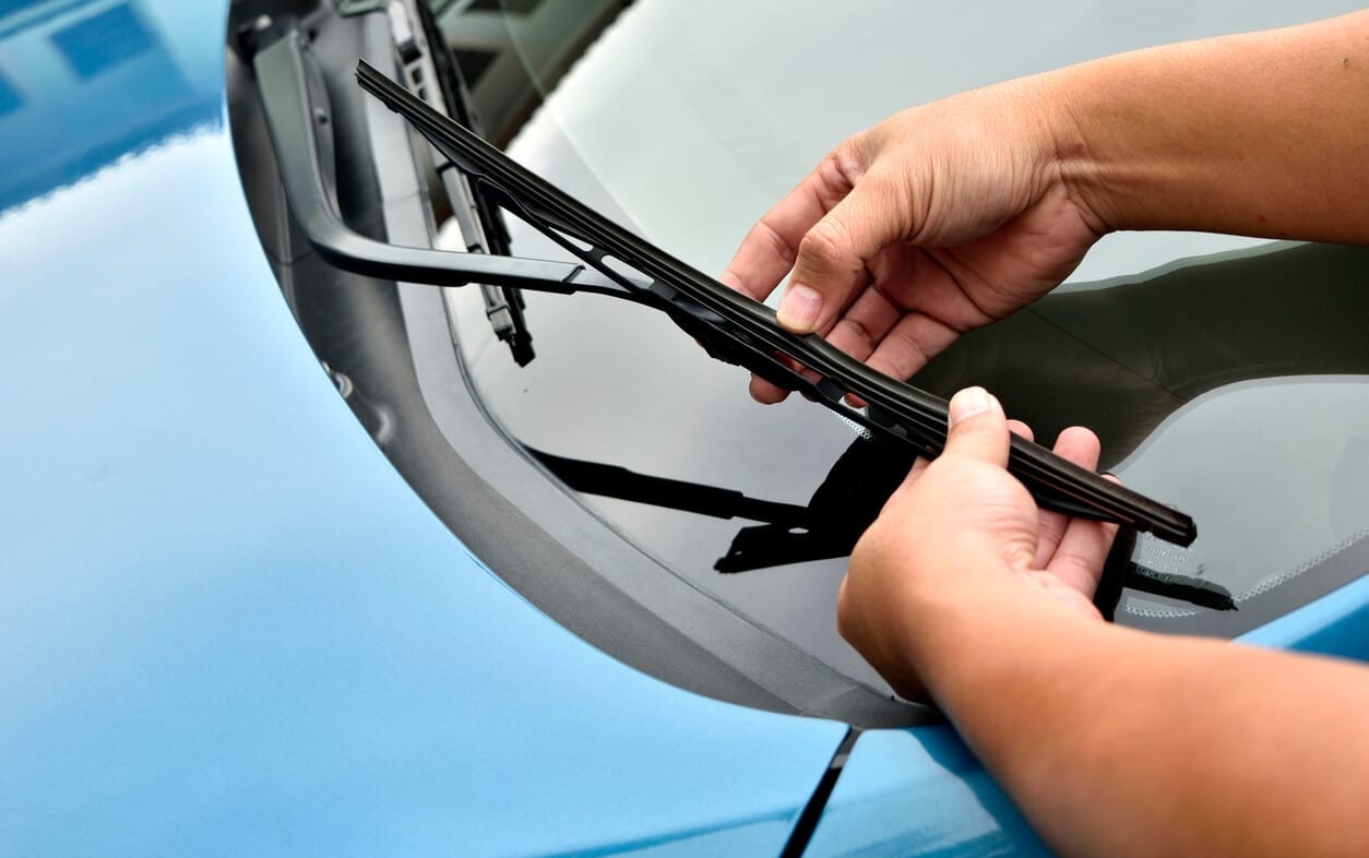 صدای تیغه برف پاک کن