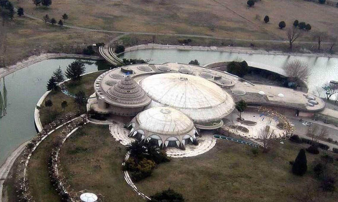 کاخ مروارید - روستای برغان کرج