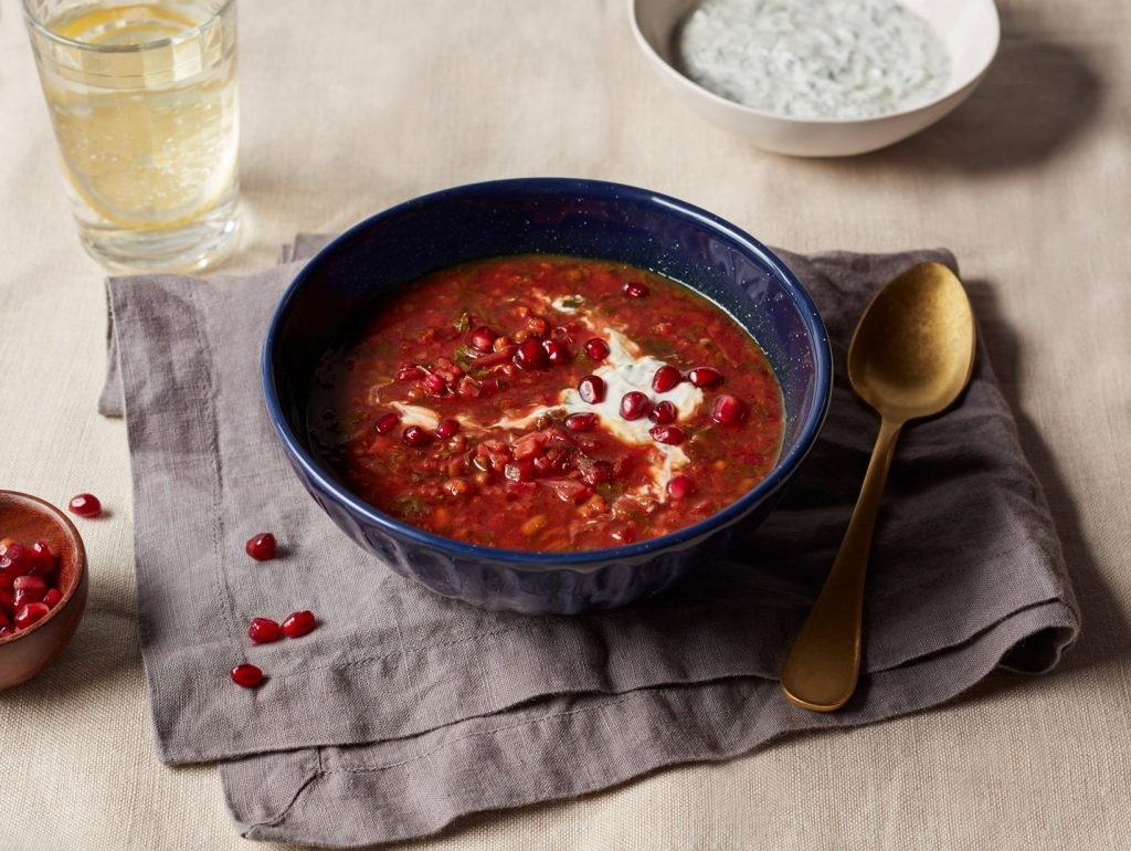 طرز تهیه سوپ انار