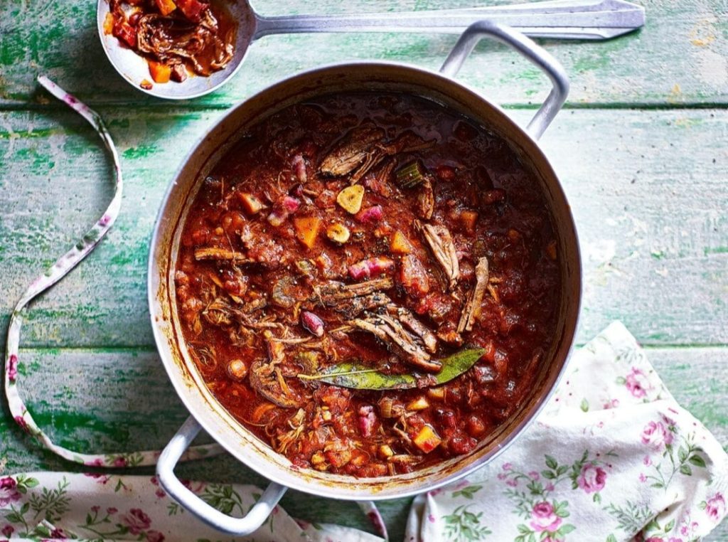 طرز تهیه خوراک راگو خوشمزه و ساده با رسپی فرانسوی - مجله اینترنتی شادمگ