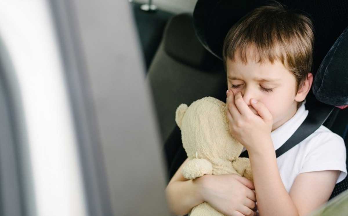 درمان استفراغ کودکان