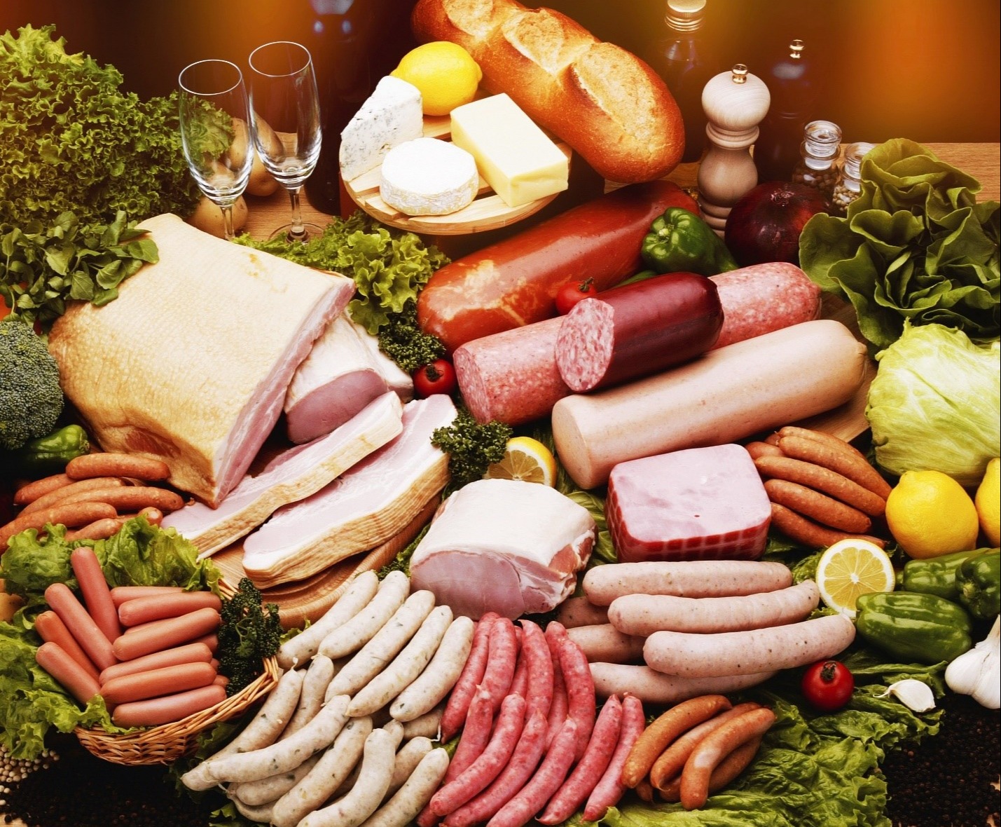 چه غذاهایی را با انواع سوسیس درست کنیم ؟