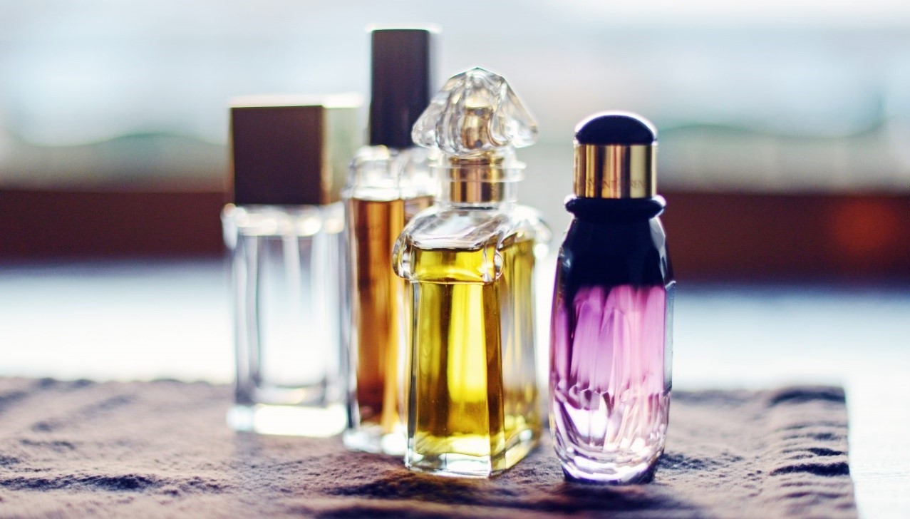 عطر های زنانه - تشخیص عطر تقلبی