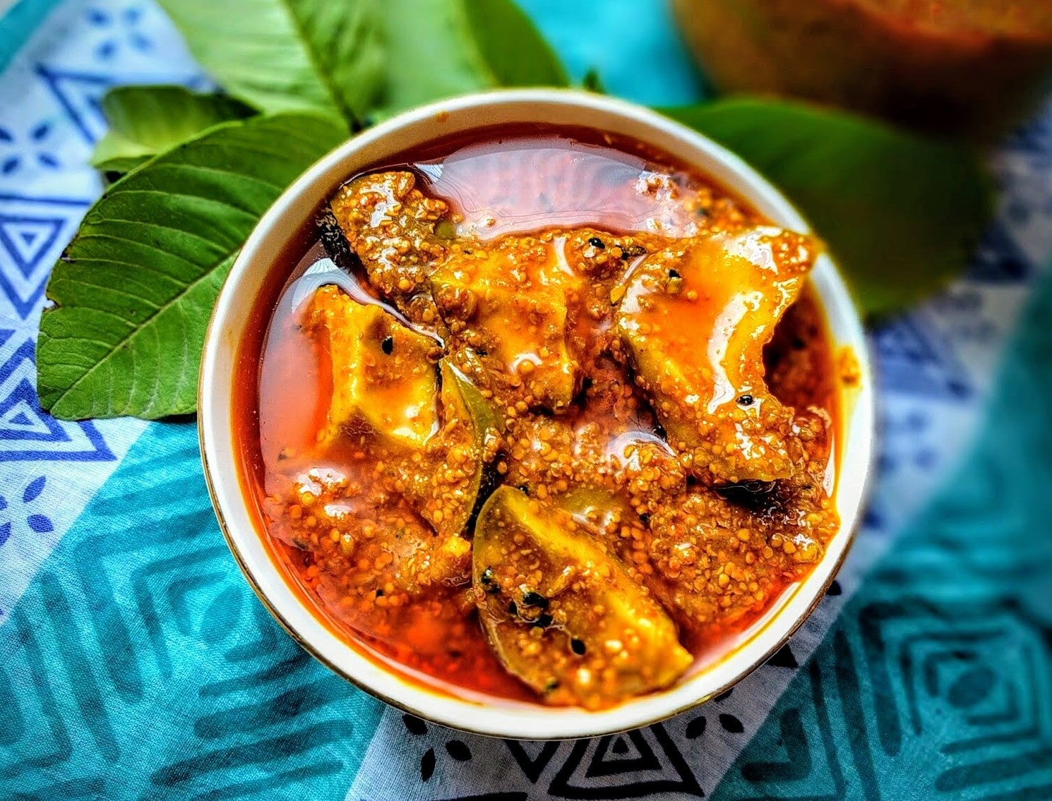 طرز تهیه ترشی انبه مخلوط پاکستانی