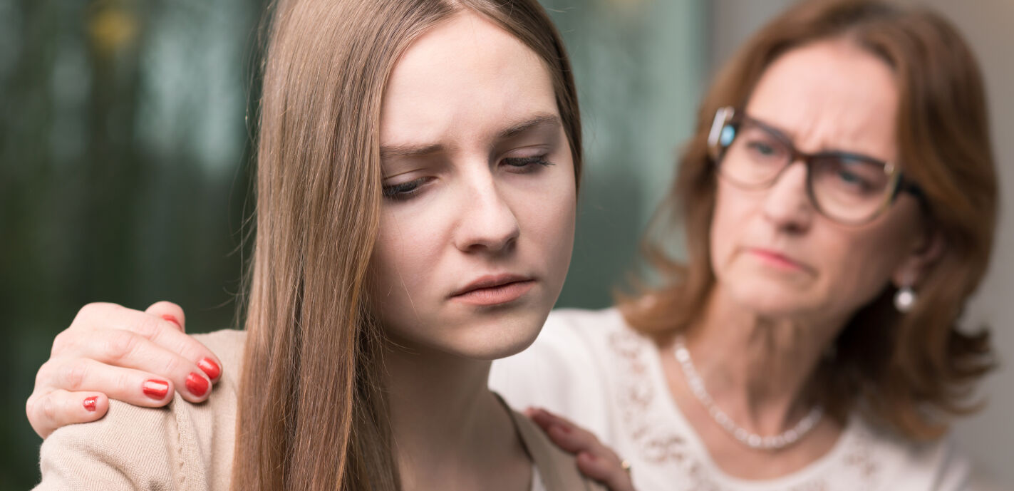 نشانه های افسردگی در دختر