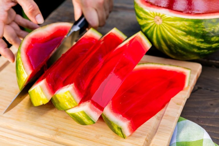 ژله در پوست هندوانه - ژله هندوانه