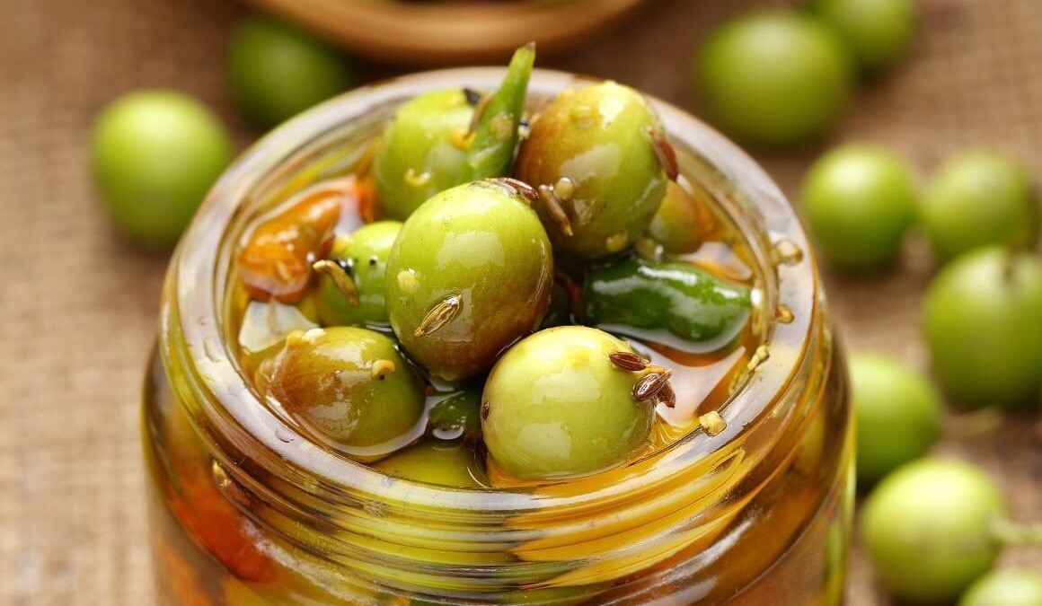 ترشی آلوچه - طرز تهیه ترشی گوجه سبز