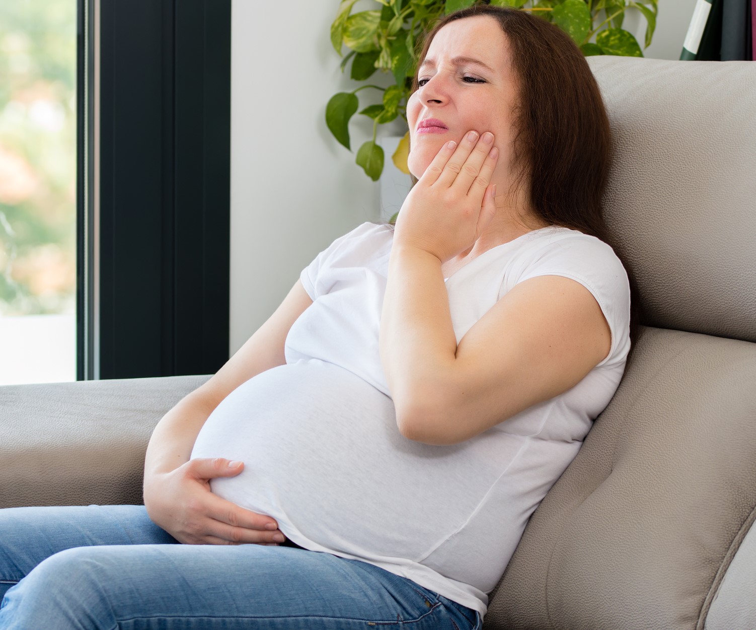 علت دندان درد در بارداری - درمان دندان درد در بارداری