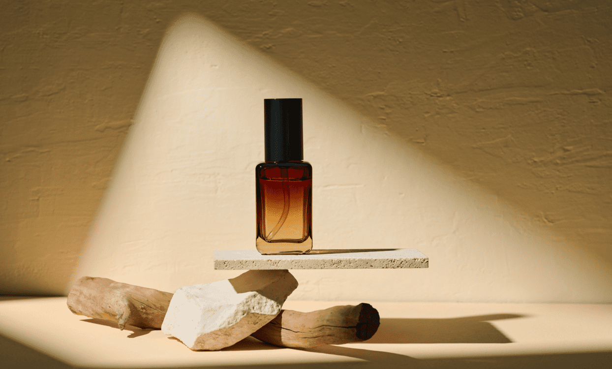 خوشبوترین عطرهای پاییزی ۲۰۲۵ مردانه