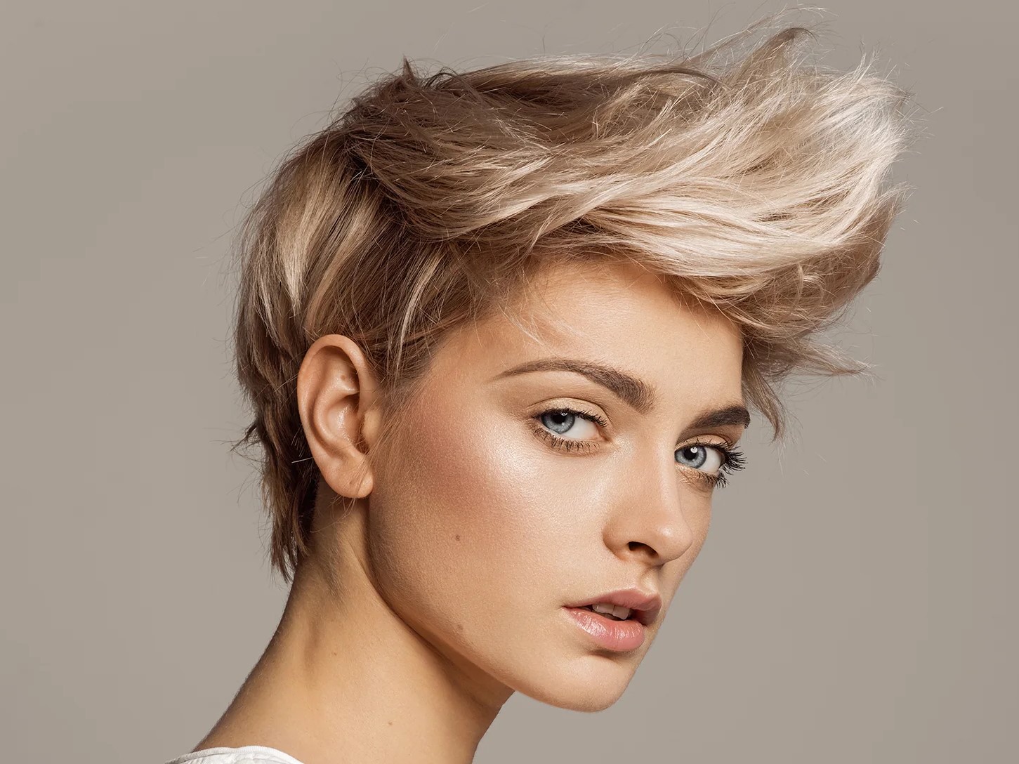 رنگ مو برای موی سفید - بهترین رنگ برای موهای سفید