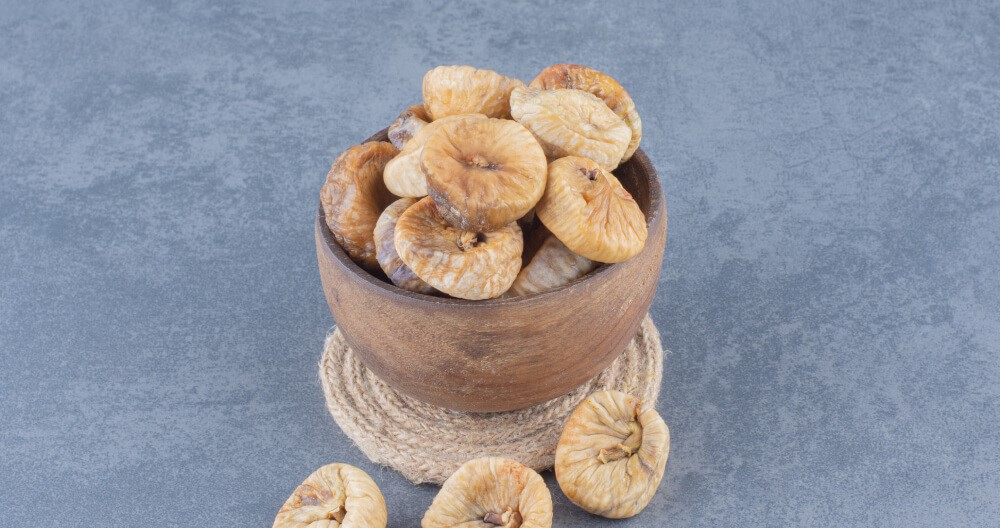 خشک کردن انجیر - طرز تهیه انجیر خشک نخی