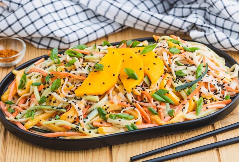 طرز تهیه سالاد انبه