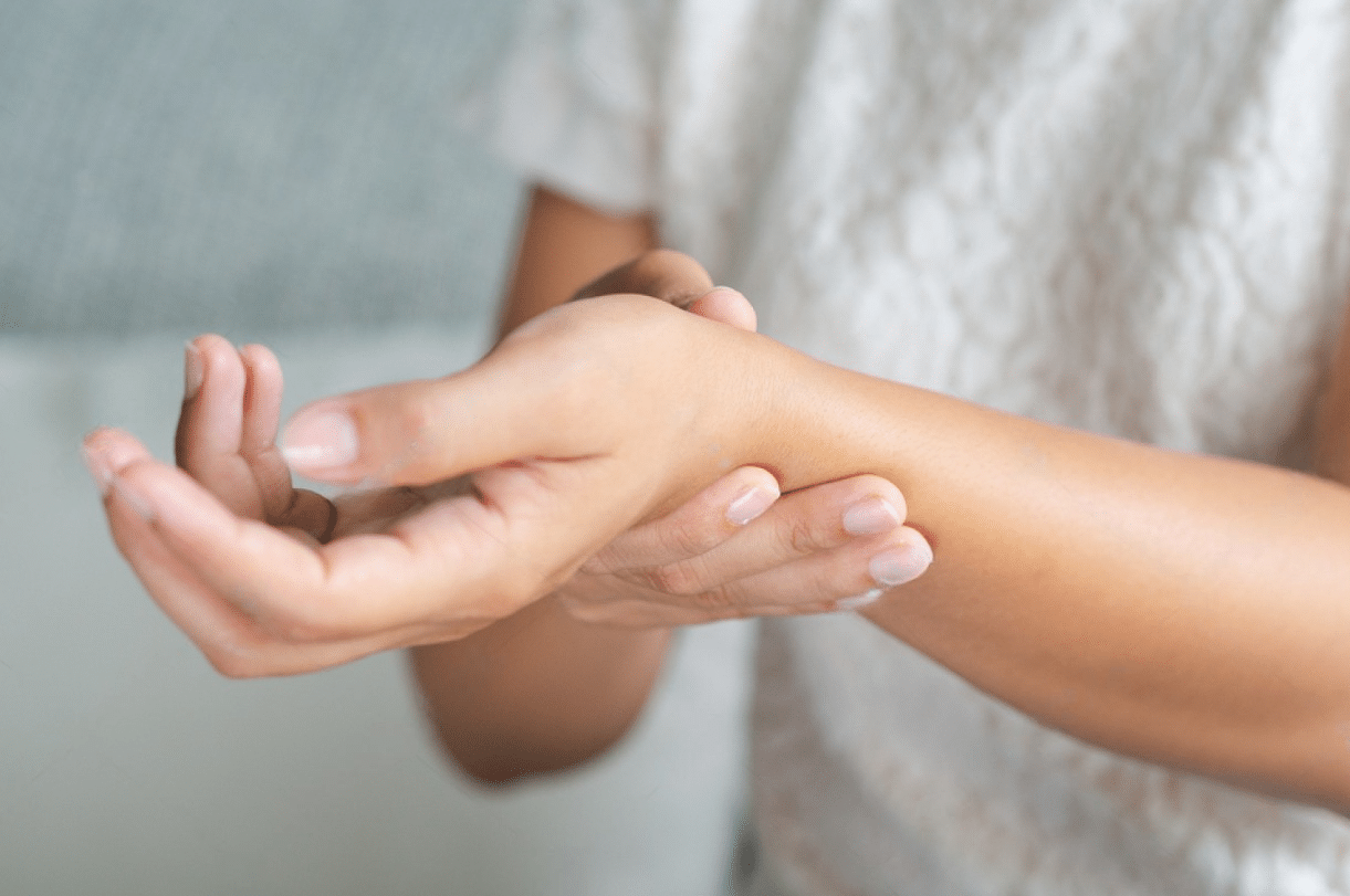 درد سمت چپ بدن - علت درد دست چپ