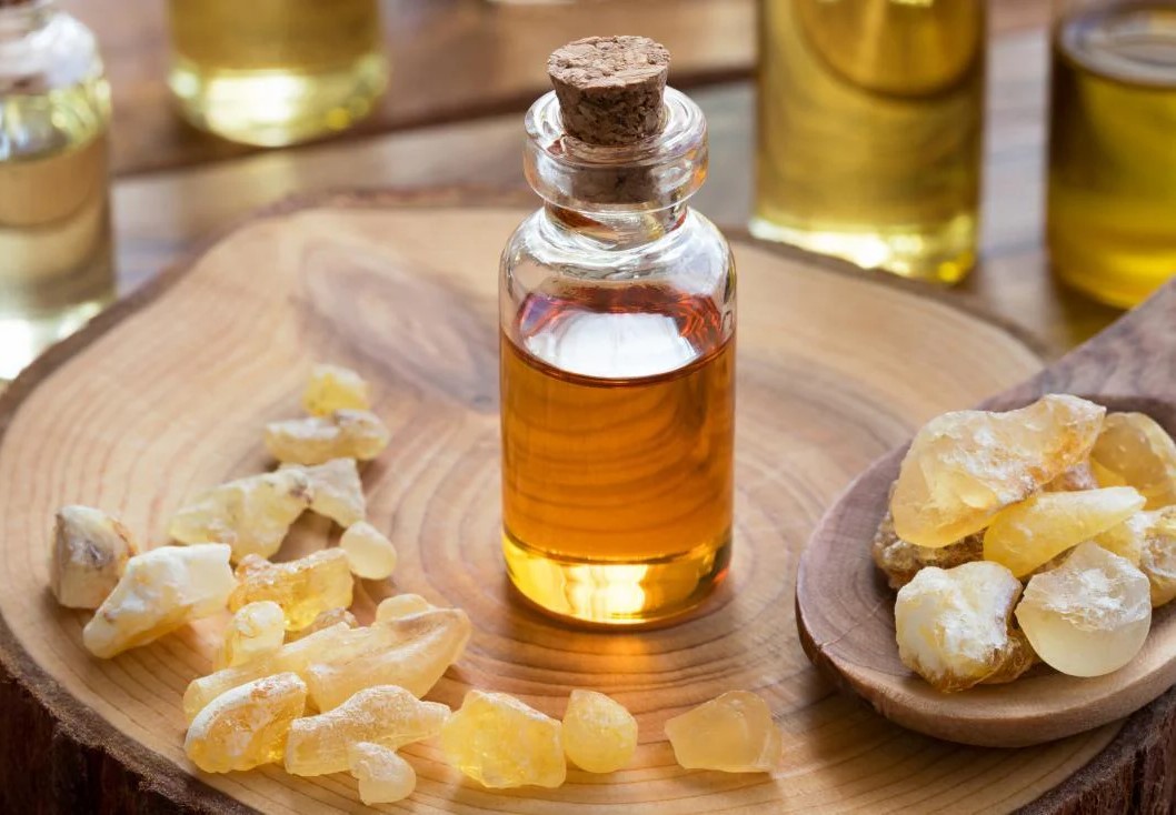 فواید کندر - خواص خوردن کندر صبح ناشتا